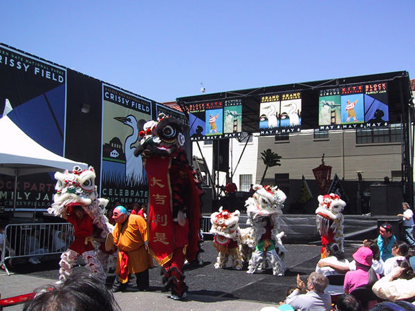Dragon Dance